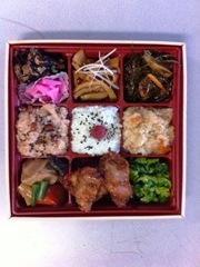  シックレス弁当　（からあげ） １個(JAN: 0289260500004)