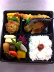  幕の内弁当　（竹） １個 (JAN: 0289521800003)