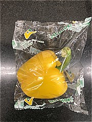 豊通食料 国産パプリカ　黄色 １個 (JAN: 4901560501012)