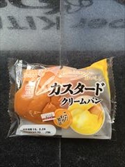 敷島製パン カスタードクリームパン  (JAN: 4901820333131)