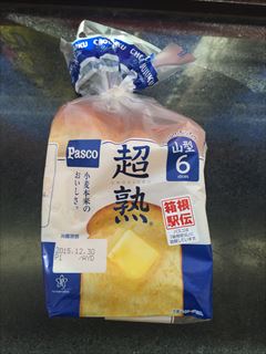 敷島製パン 超熟食パン山型６枚 6枚入 (JAN: 4901820357380)