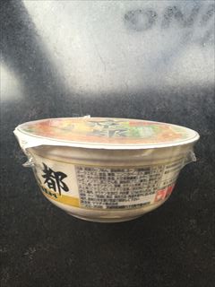 ヤマダイ 京都背油醤油味 124ｇ (JAN: 4903088010380 2)