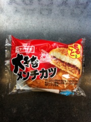 山崎製パン 大きなメンチカツドーナツ  (JAN: 4903110015307)