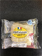 山崎製パン ホワイトデニッシュシュコラ  (JAN: 4903110413097)