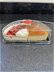 ヤマザキ 苺とチーズのアソートケーキ １パック (JAN: 4903110514060 1)