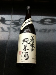 菊水酒造 菊水純米酒１．８Ｌ １８００ｍｌ (JAN: 4930391120826)