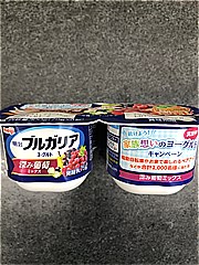 明治乳業 ブルガリアヨーグルト深み葡萄ミックス ４Ｐ(JAN: 49771930)-1